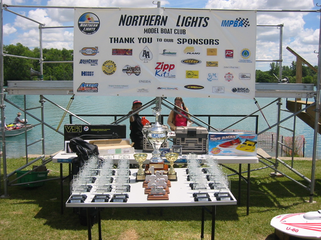NLMBC member Tim Kish crafted some beautiful custom trophies for 1/8th scale and the “Oneida Cup” was resurrected and will be awarded annually for the highest two boat score at the Northern Lights Open.